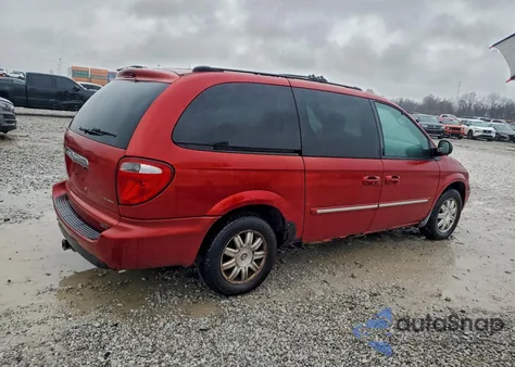 2005 Chrysler Town & Country Touring from USA, damaged, VIN 2C4GP54L75R137316